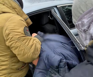 Podwójne zabójstwo na Targówku. Radek J. maczetą bronił się przed kontrterrorystami