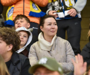 PRES Grupa Dewloperska Toruń - Abramczyk Polonia Bydgoszcz, zdjęcia kibiców i zawodników z pożegnania Adriana Miedzińskiego