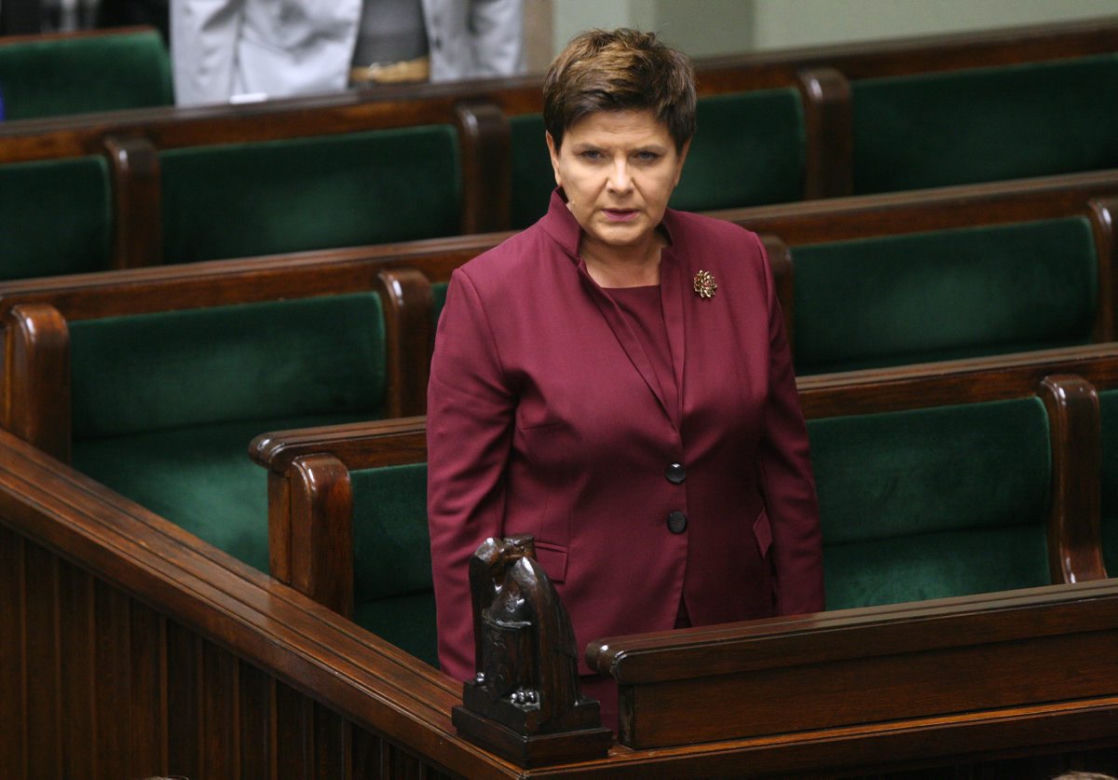 Najlepsze stylizacje Beaty Szydło