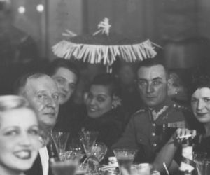 Sylwestrowe bale w II RP. Elegancja, szampan i mazur o północy