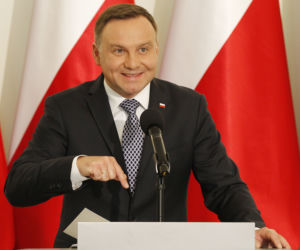 DUDA MA RACJĘ W SPRAWIE SĄDÓW.