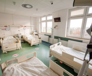 Tu trafią zarażeni koronawirusem. Szpital tymczasowy w Siedlcach otwarty