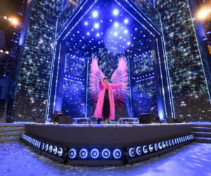 Edyta Górniak zmieniła się nie do poznania! Grzywka i burza loków to dopiero początek!