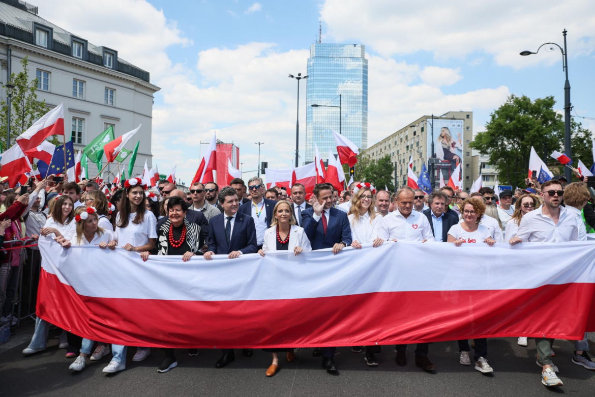 Senyszyn przekazała korale Trzaskowskiej