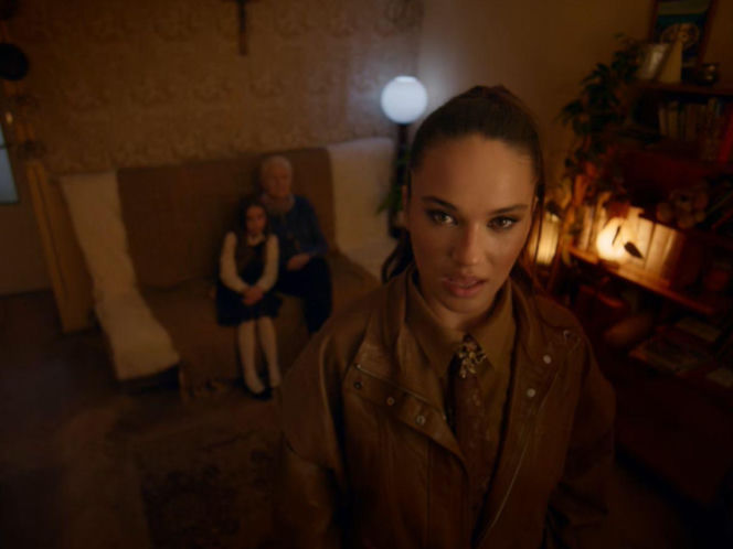 Alicja Szemplińska - "Pray"