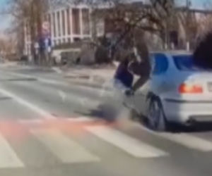 Kraków: DRASTYCZNE wideo z potrącenia kobiety na hulajnodze! Sprawca trafił w ręce policji 