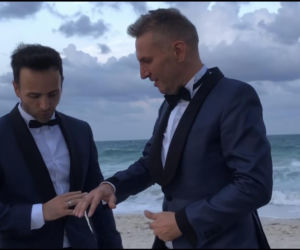 Krzysztof Gojdź i Marcin Roznowski: Ślub na plaży