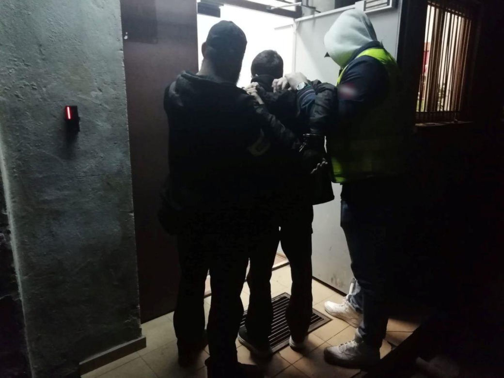 Pabianice. Cztery kościoły zniszczone. 16-letni ministrant rzucił się na wandala [ZDJĘCIA]