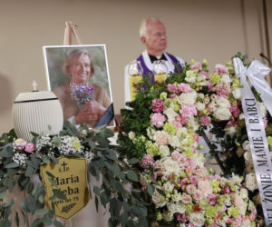 Na Wspólnej odc. 4268. Pogrzeb Marii Zięby. Ksiądz (Jerzy Gudejko)