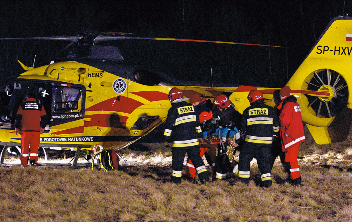Na miejsce tragedii skierowano dwa śmigłowce medyczne