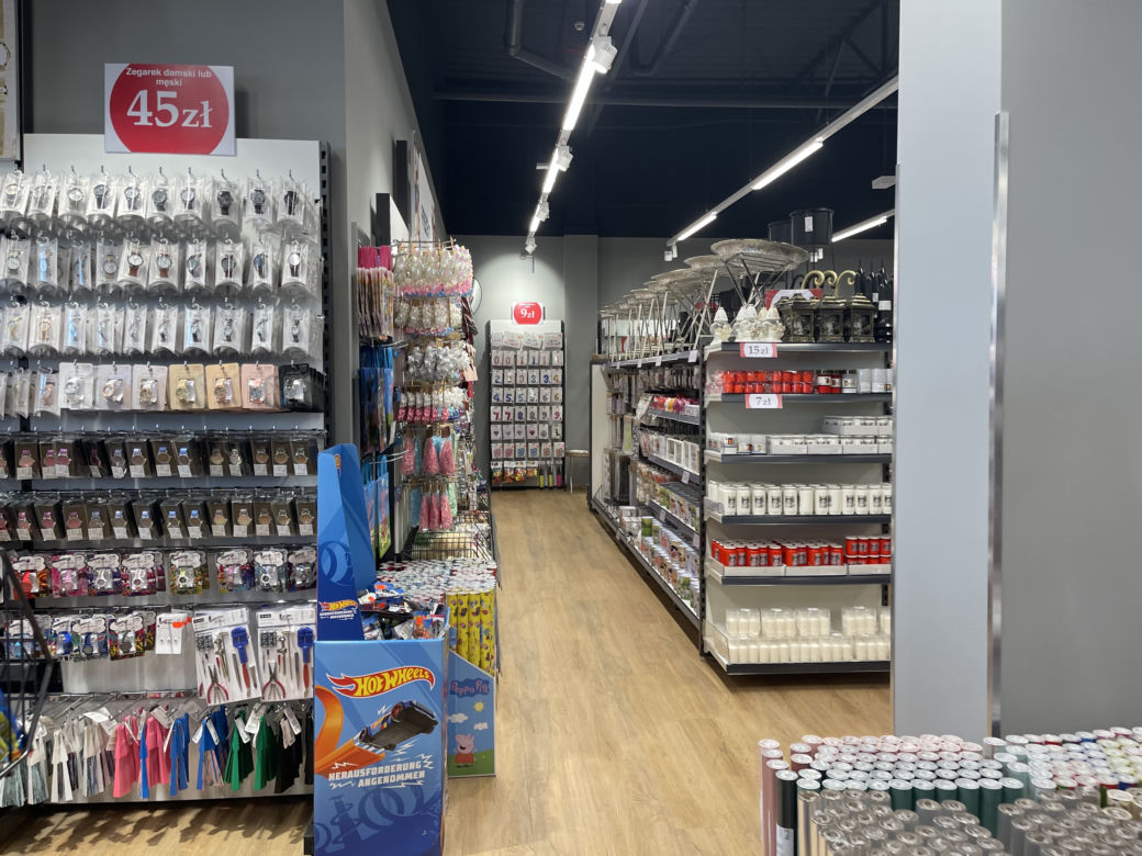 Otwarcie pierwszego w Polsce sklepu Woolworth w centrum handlowym Atut w Krakowie