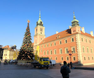 Dziwny obiekt w centrum Warszawy. Co tu powstaje? Stolica już stroi się na Boże Narodzenie!