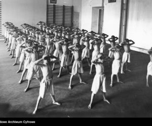 Zobacz, jak kiedyś wyglądały lekcje! (rok 1934)