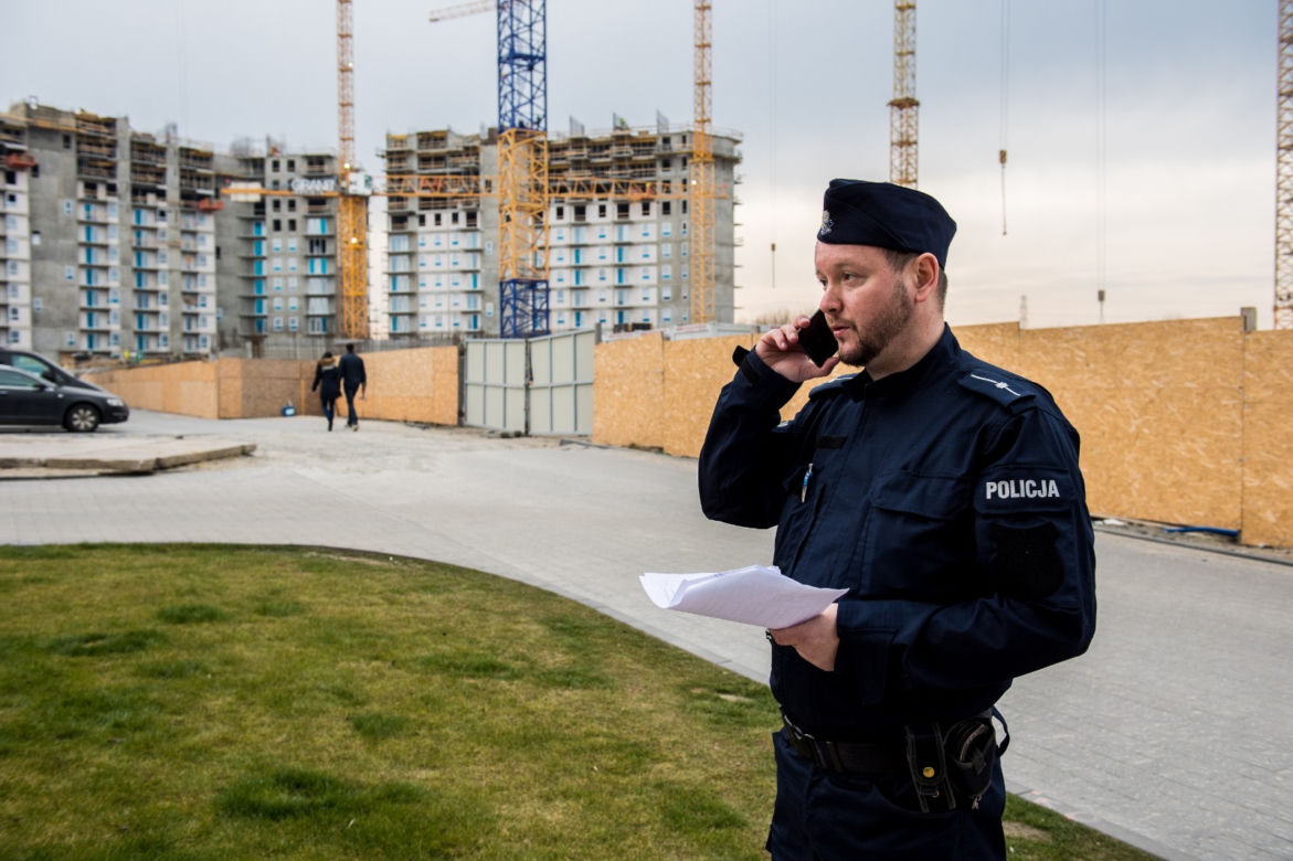 Koronawirus w Trójmieście. Tak policjanci sprawdzają czy przestrzegasz kwarantanny