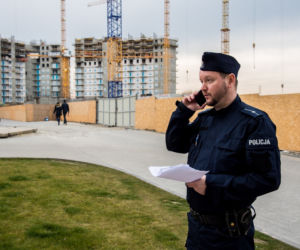 Koronawirus w Trójmieście. Tak policjanci sprawdzają czy przestrzegasz kwarantanny