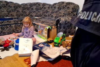 Miała tylko 5 lat, a zachowała się jak bohaterka. Sara ruszyła mamie na ratunek