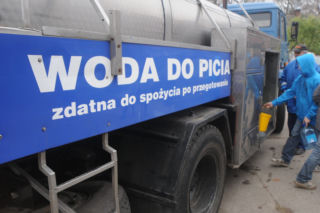 Przez 20 dni musieli radzić sobie bez wody. Skażenie przyniosło wiele problemów