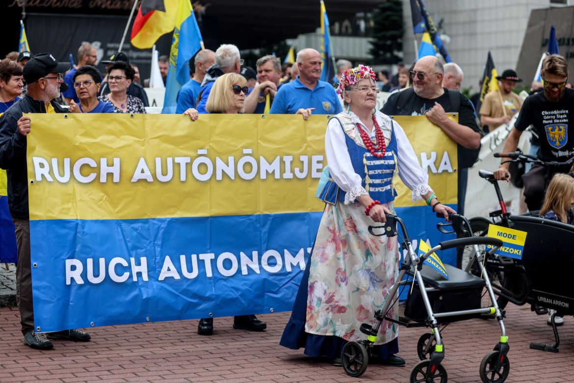 Marsz Autonomii przeszedł ulicami Katowic. Tłumy skandowały jedno hasło!