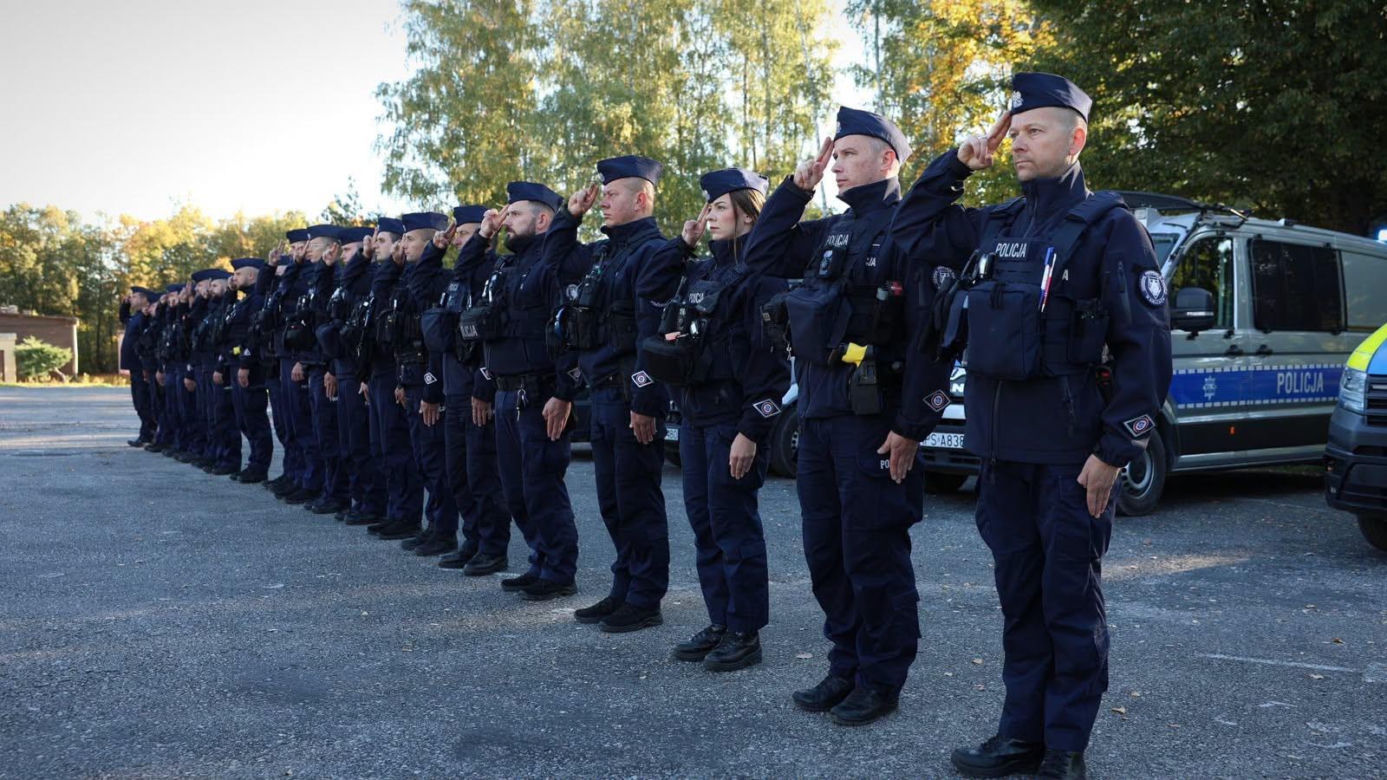 Syreny zawyły w całej Polsce. Tak policja pożegnała zastrzelonego sierż. Natana Sieronia