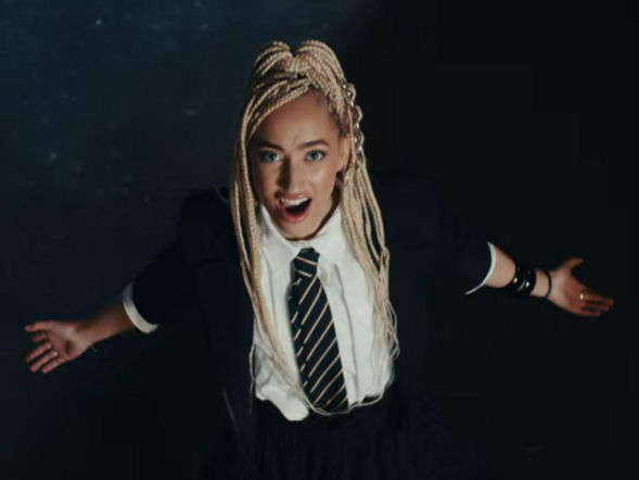 17-letnia śpiewaczka operowa reprezentuje Francję na Eurowizji 2026. Kim jest Monroe?