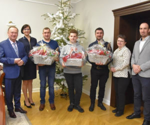 Nagrodzono bohaterskich strażaków