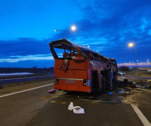 Tragiczny wypadek autokaru na autostradzie A4. Zdjęcia ratowników medycznych