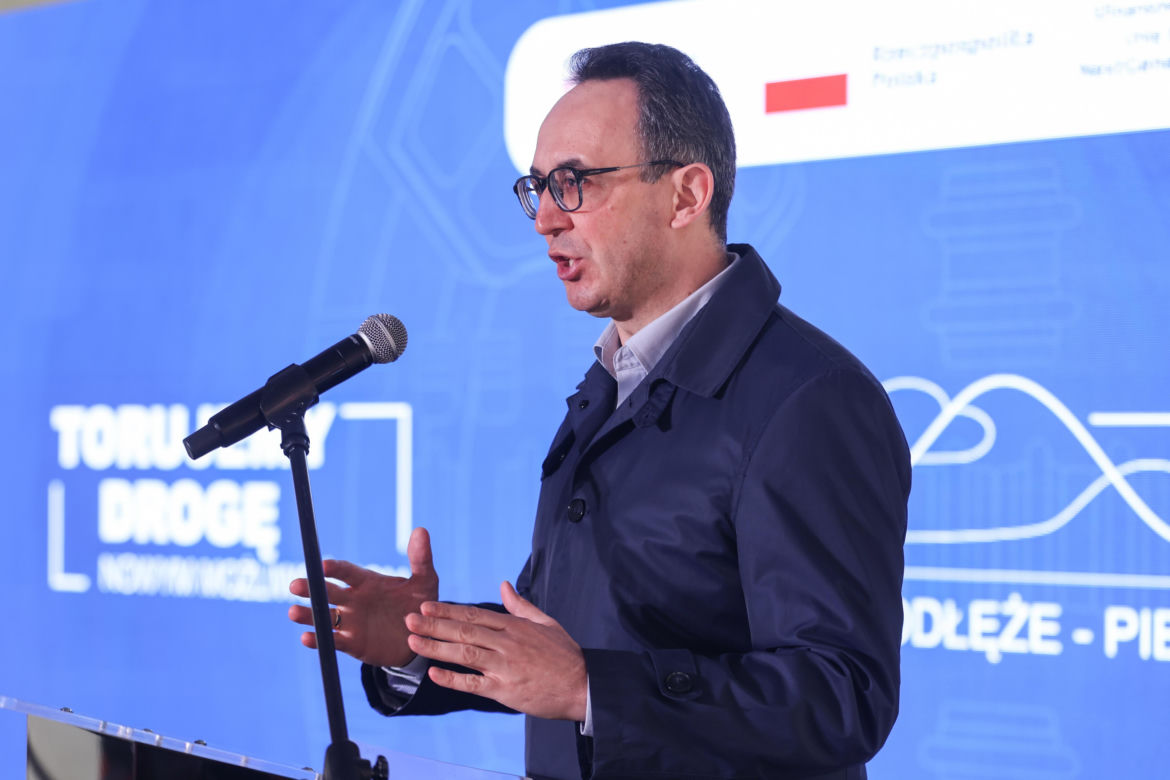 Rozpoczęła się budowa najdłuższego tunelu kolejowego w kraju. Powstaje w Małopolsce
