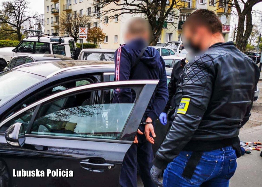 Skradzione Audi A4 Avant zostało odzyskane tego samego dnia