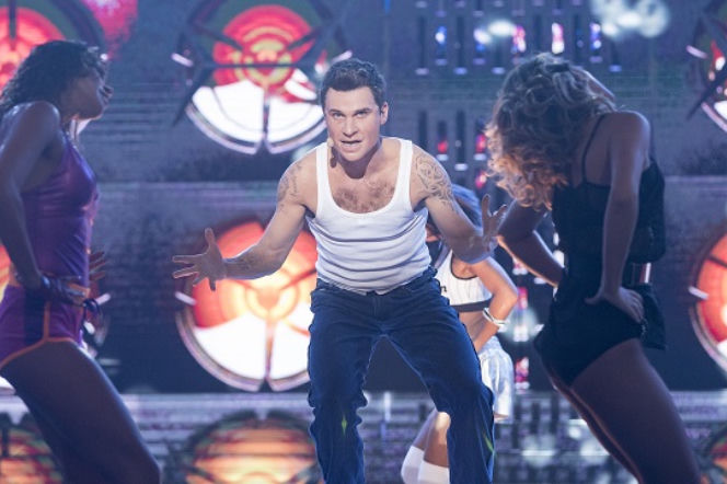 Kacper Kuszewski rozbierze się na scenie Twoja Twarz Brzmi Znajomo?
