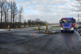 Tragedia pod Krakowem. Nie żyje 11-letnie dziecko potrącone przez auto dostawcze