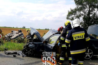 Koszmarny wypadek na Dolnym Śląsku. Dwie osoby zginęły na miejscu [ZDJĘCIA]