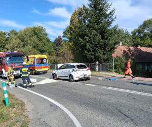 Wypadek na DK75 w Uszwi. Zderzenie ciężarówki i dwóch aut