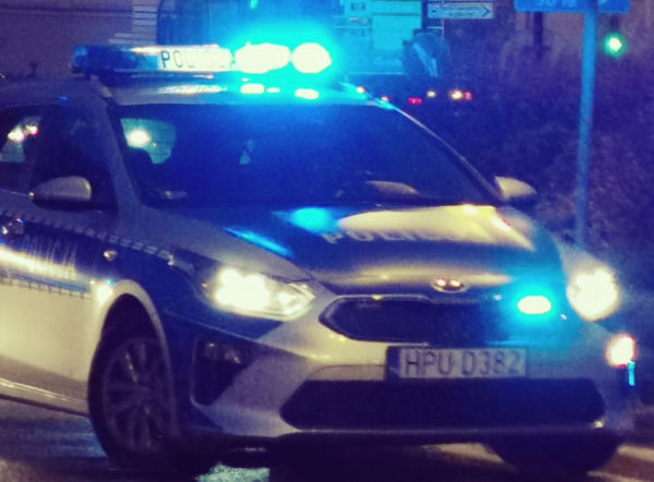 Szli wieczorem do kościoła, wjechało w nich auto. Horror w Ujsołach