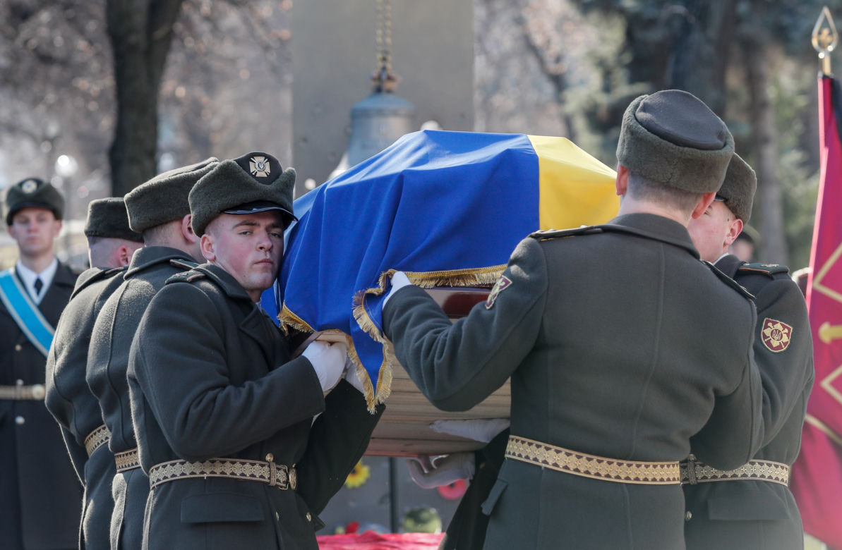 Pogrzeb zabitego przez Rosjan ukraińskiego żołnierza