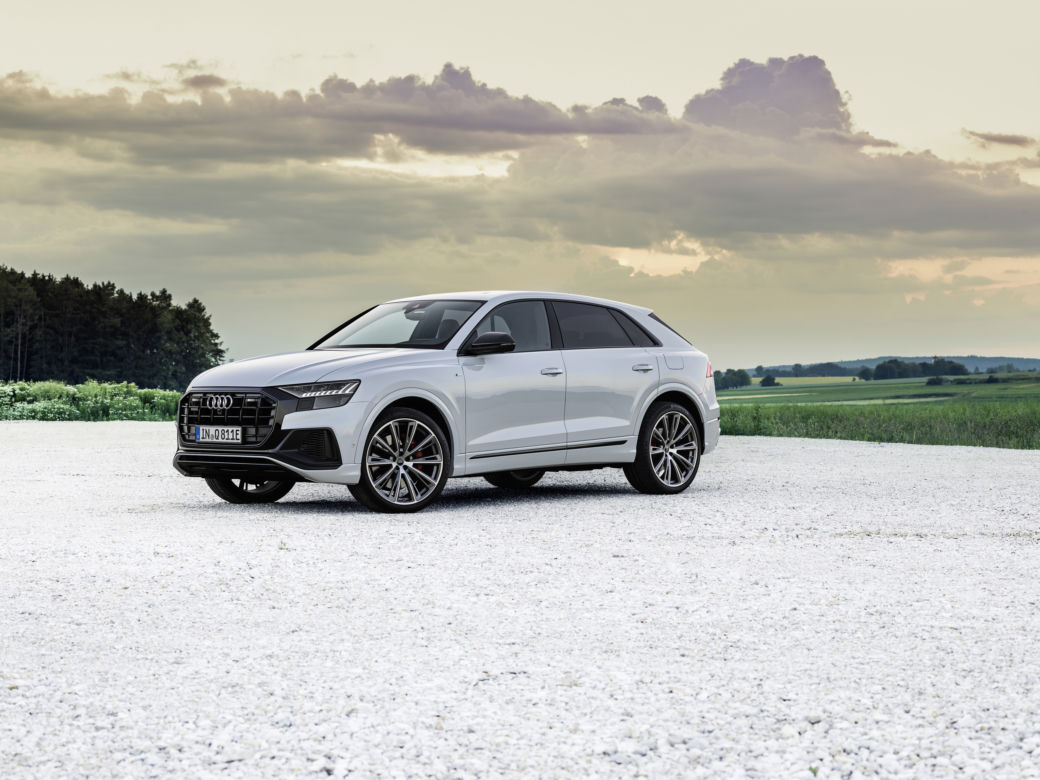 (2021) Audi Q8 60 TFSI e quattro