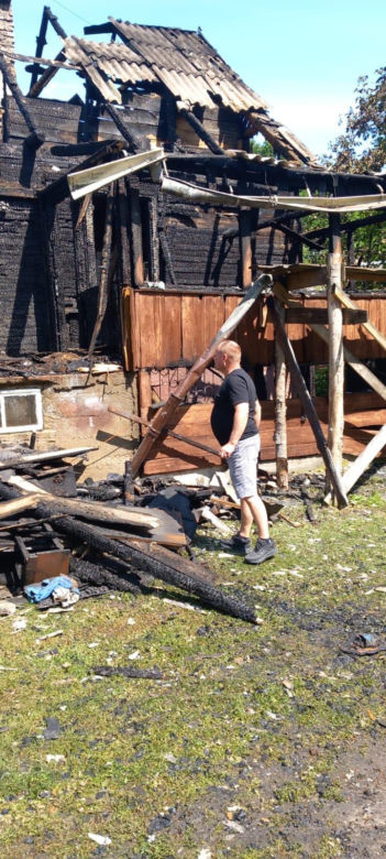 Rodzina z Topolan odbudowuje dom po pożarze