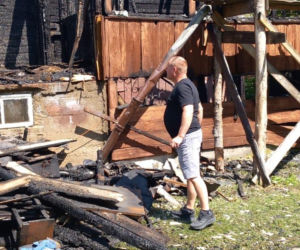 Rodzina z Topolan odbudowuje dom po pożarze