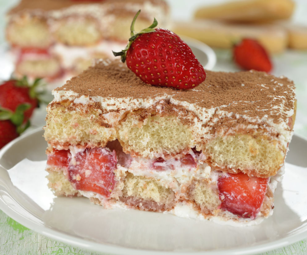 Co to jest mascarpone i do czego się stosuje? Przepis na mus z mascarpone