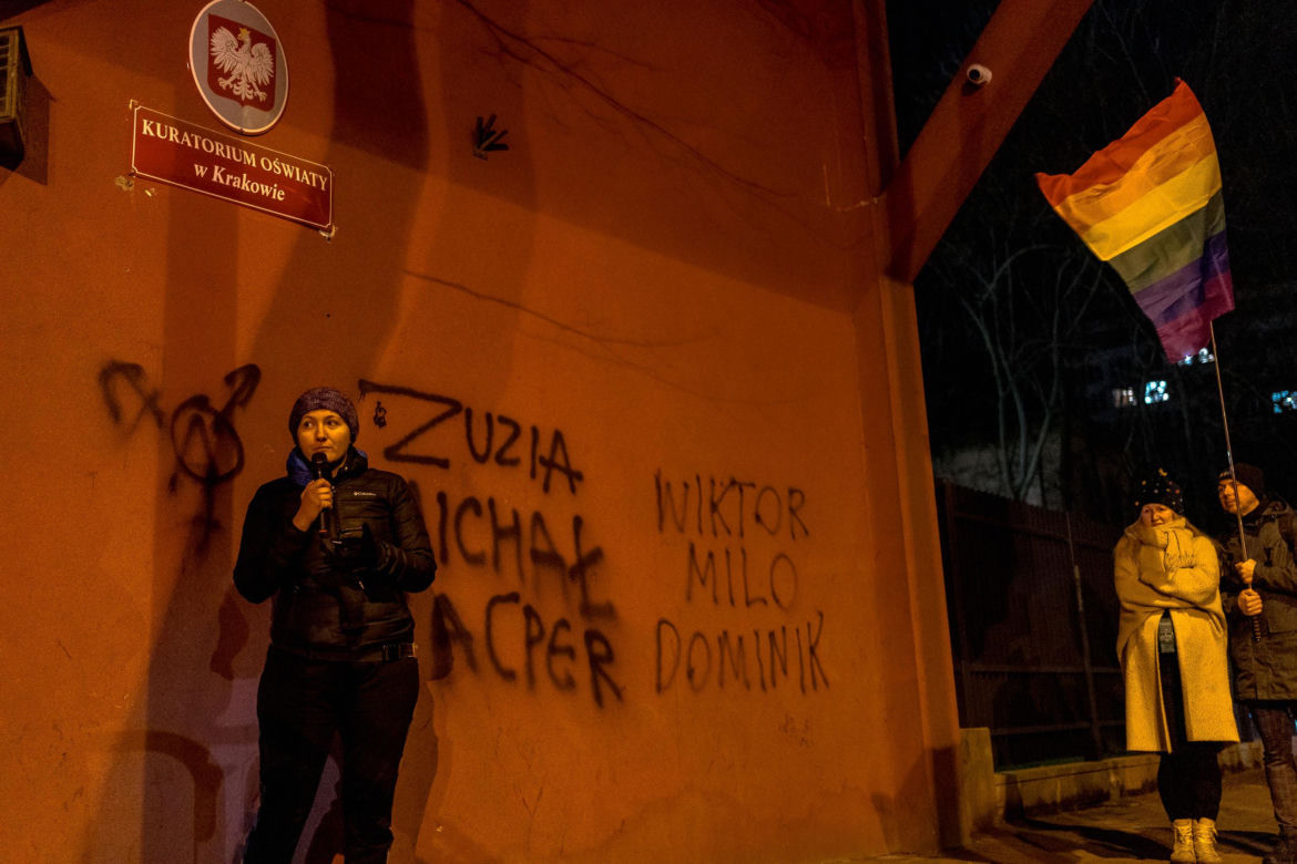 Taniec dla edukacji. Tak żegnano w Krakowie Barbarę Nowak