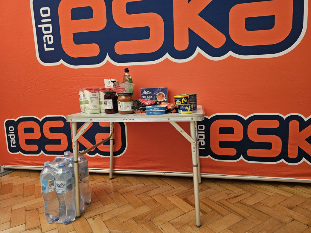 Zbiórka Eska darów dla powodzian