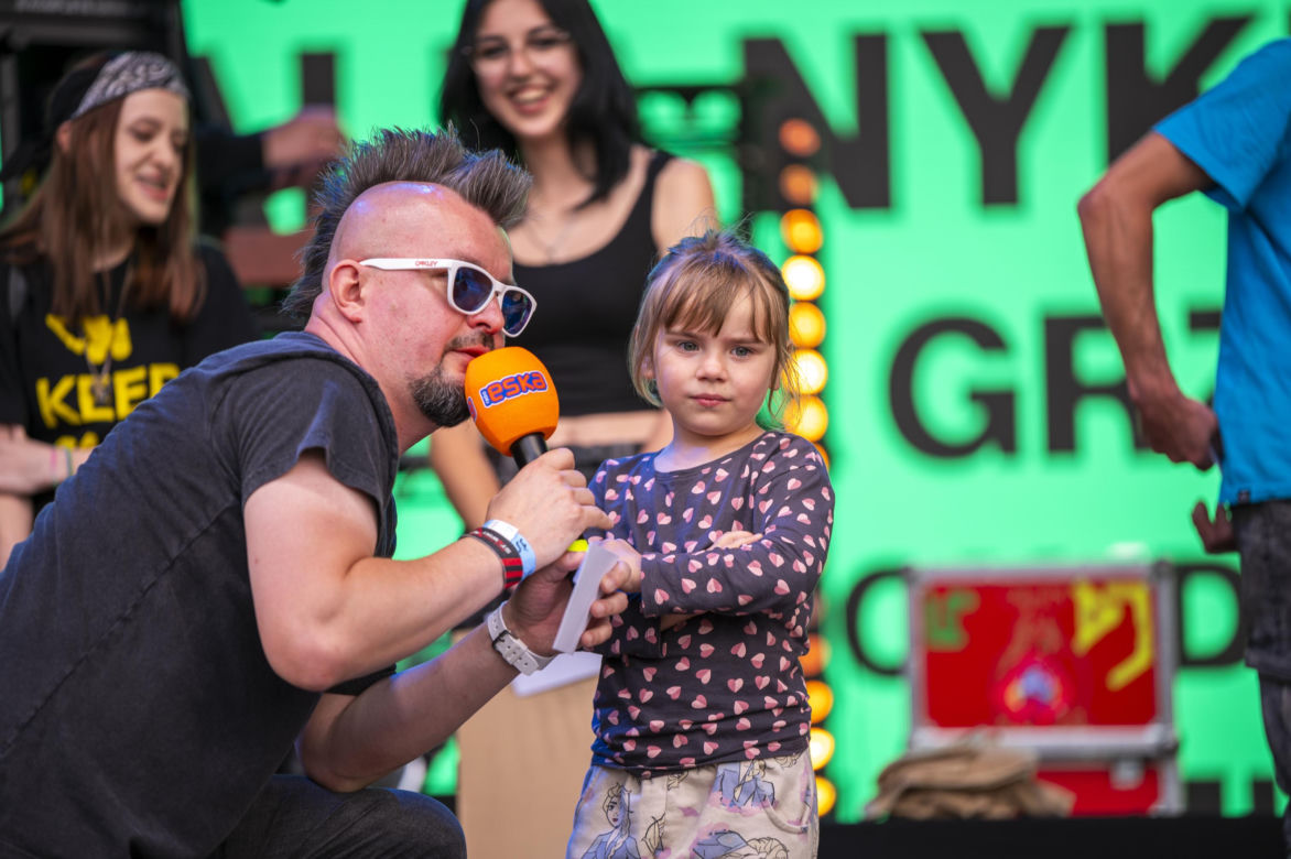 Zespół Nadmiar na scenie Sosnowiec Fun Festival