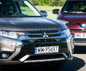 Toyota RAV4 Hybrid E-Four Prestige vs. Mitsubishi Outlander PHEV Instyle NAVI+