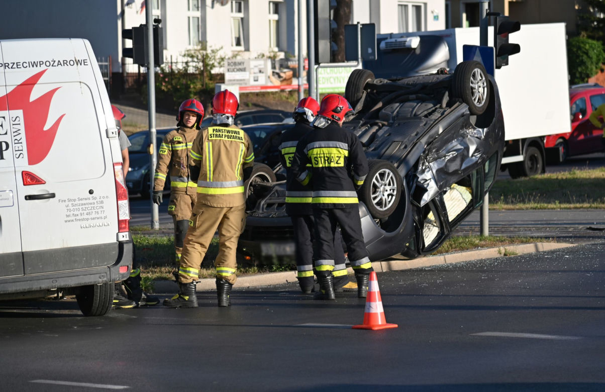 Kolizja na skrzyżowaniu ul. Przyjaciół Żołnierza i Duńskiej