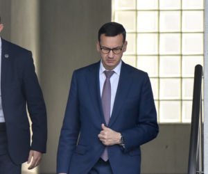 Premier drży o ojca