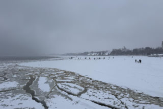 Bałtyk zimową porą, uchwycony w kadrach