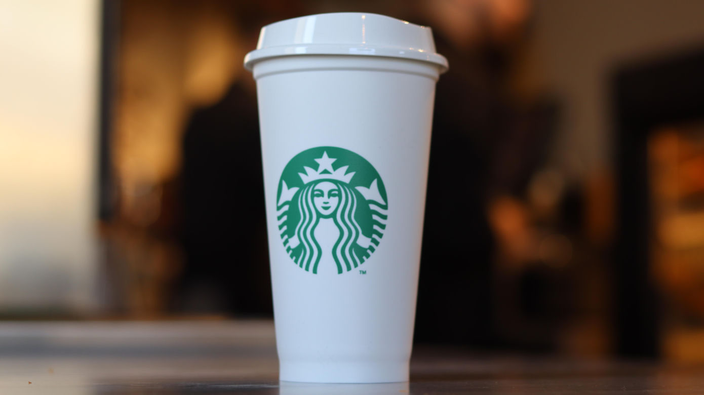 Pierwszy Starbucks w Lublinie otwarty! Jak lokal wygląda w środku? 
