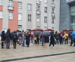 Bydgoszczanie sprzeciwiają się karaniu za edukację seksualną