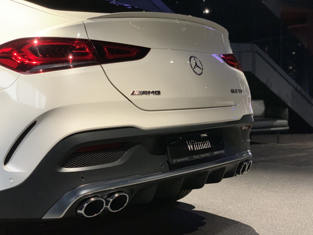 Premiery AMG w AMG Brand Center