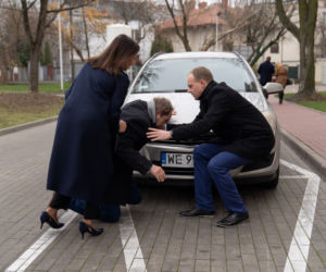 Na Wspólnej, odc. 3032. Arek (Marek Kalita), Kamil (Kazimierz Mazur), Wiktoria Kleczewska (Agnieszka Michalska)