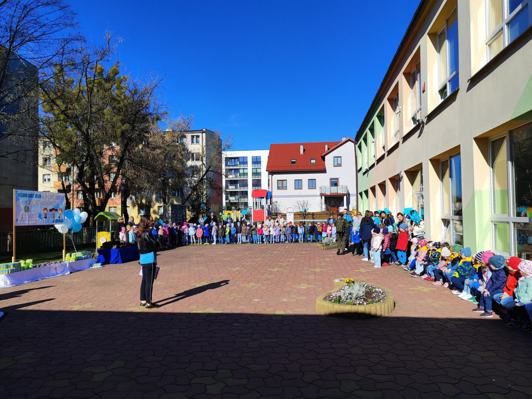 Na terenie Publicznego Przedszkola nr 3 odbył się bieg "Rozwiń skrzydła"